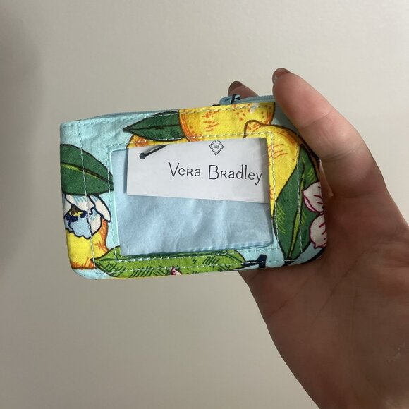 Vera Bradley Lanyard Walled ID Card Holder Lemon Grove NEW - Picture 1 of 4